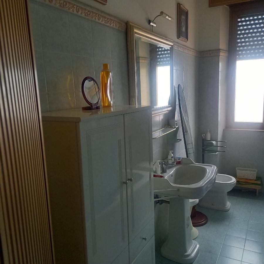 Апартаменты Il Nido Di Mamma E Babbo Чивитавеккья Экстерьер фото
